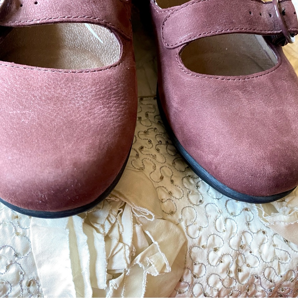 Dansko Red Burgundy Three Strap Wedge Heel Mary Jane High Heels Size 38 - Picture 11 of 16